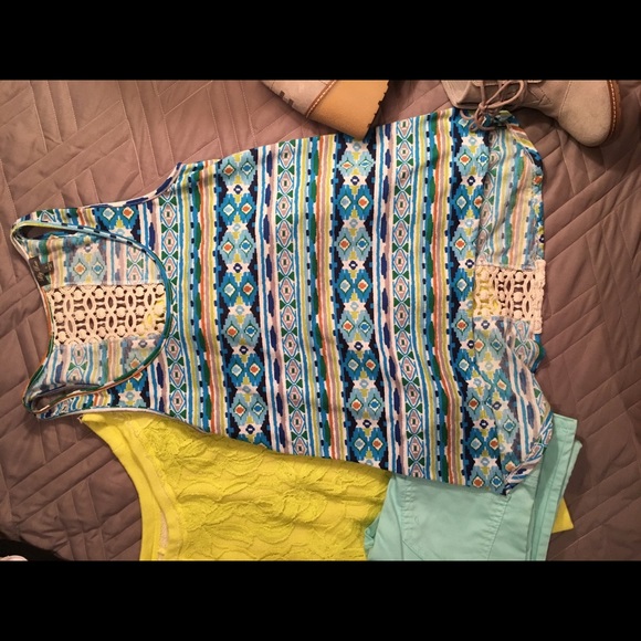 Patterned tank - Picture 4 of 4